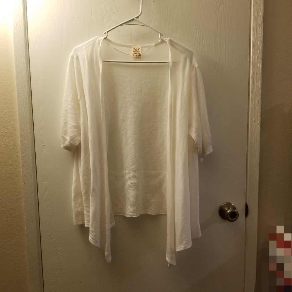 🏷4/25 White faded glory cardigan